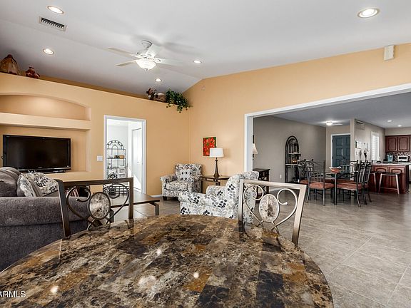 5th image of 10027 W LAKEVIEW Circle S
