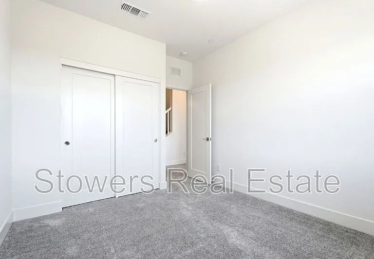 5527 Dublin Blvd — Photo 22