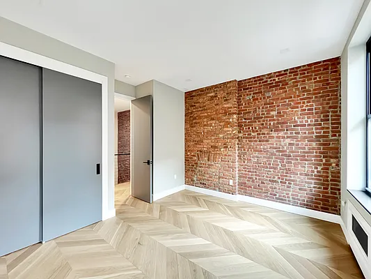 Rented by Dallien Realty Limited Liability Company | media 25