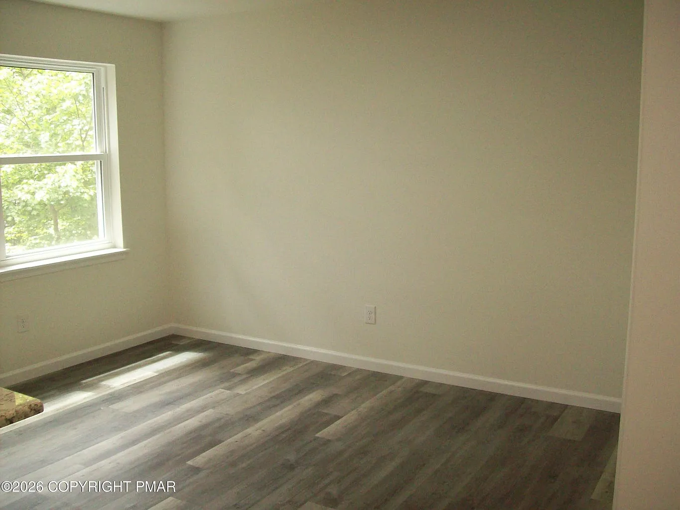 4 bed, 2.5 bath, 1600 sqft, $3,500 — Photo 4