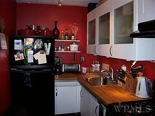 5th image of 399 N Broadway APT 1Q