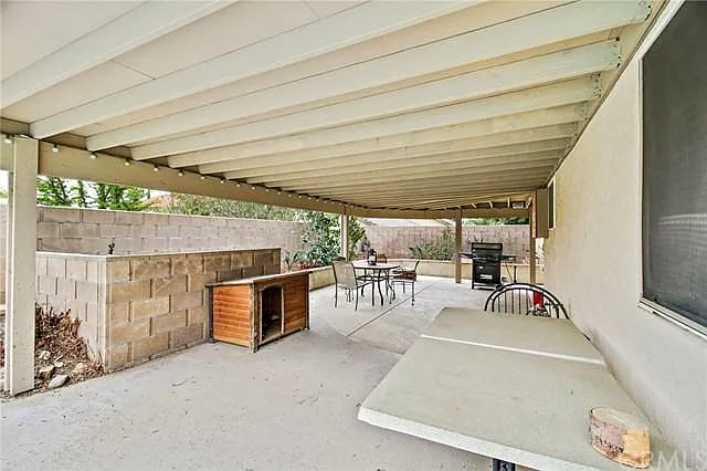 1551 W Shamrock St — Photo 17
