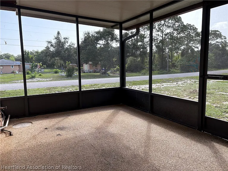 119 Washington Blvd — Photo 15