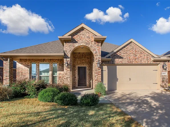 2804 Dominion St, Denton, TX 76209