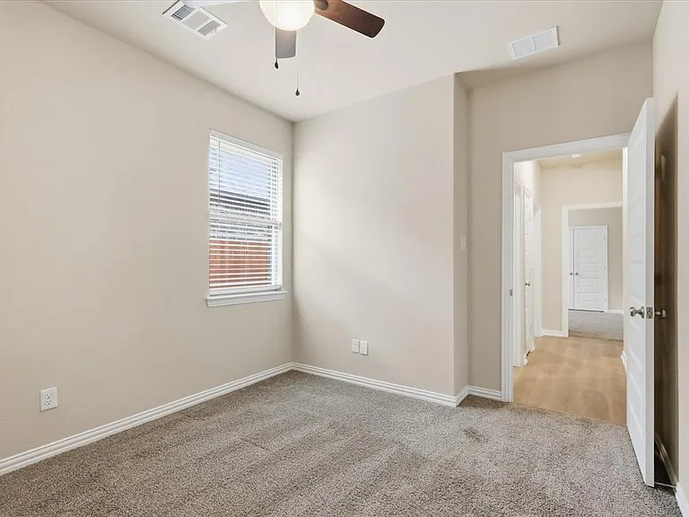 3916 Ford Dr — Photo 24
