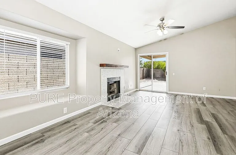 2638 N Saffron Cir — Photo 1