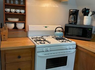 119 Langs Ln, Newmarket, NH 03857