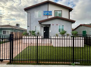 214 E 97th St, Los Angeles, CA 90003