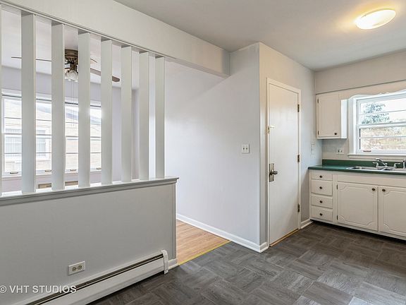 4th image of 1022 Arnold Ct