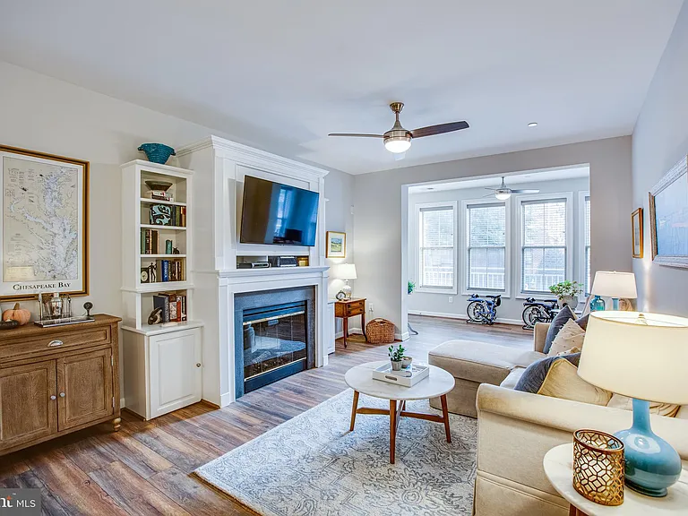 500 Belmont Bay Dr #110 — Photo 9
