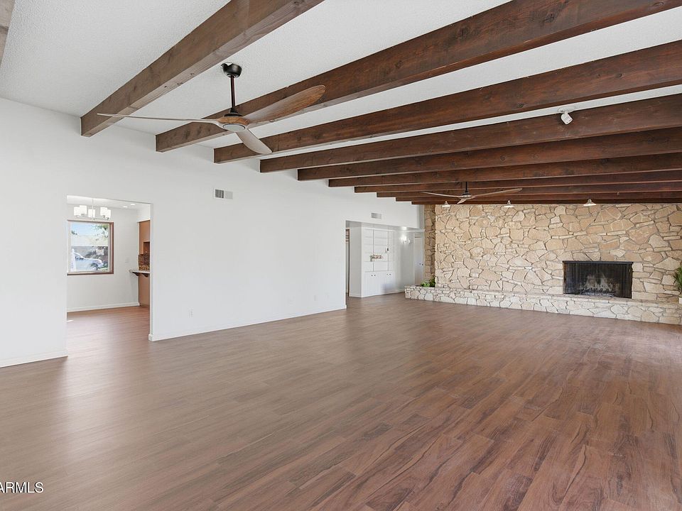 1st image of 1126 E LAUREL Drive