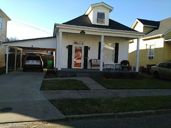 1st image of 2915 Brant Ave