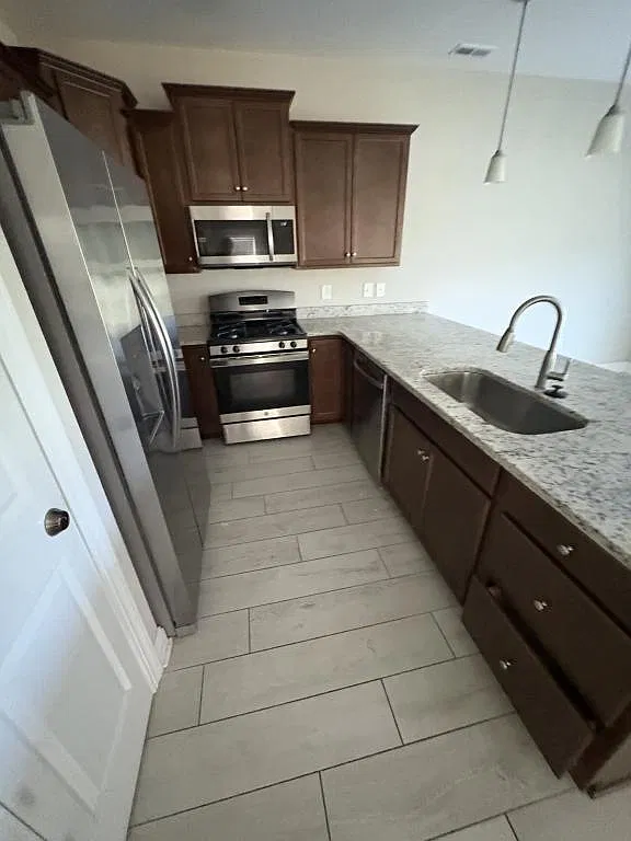 1234 Rodessa Ct — Photo 2