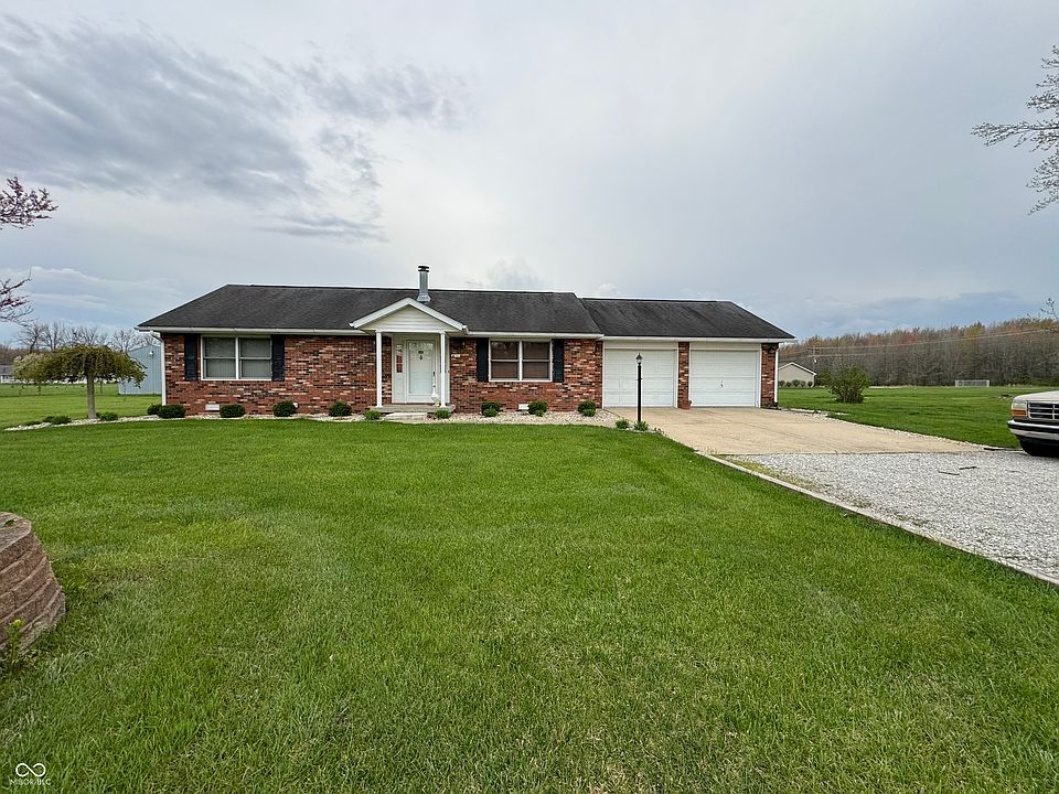 1st image of 2105 W County Road 200 N