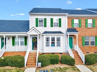 1911 Stroll Cir, Fuquay Varina, NC 27526