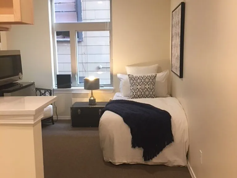 aPodment Suites at Brava - — Photo 11