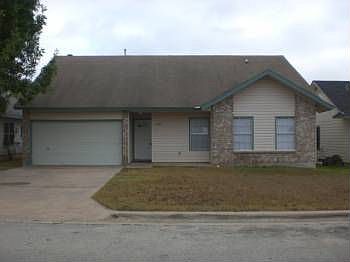 1st image of 1210 York Castle Dr