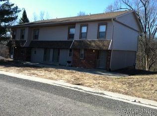 1003 Arrowhead Dr APT C, Collinsville, IL 62234