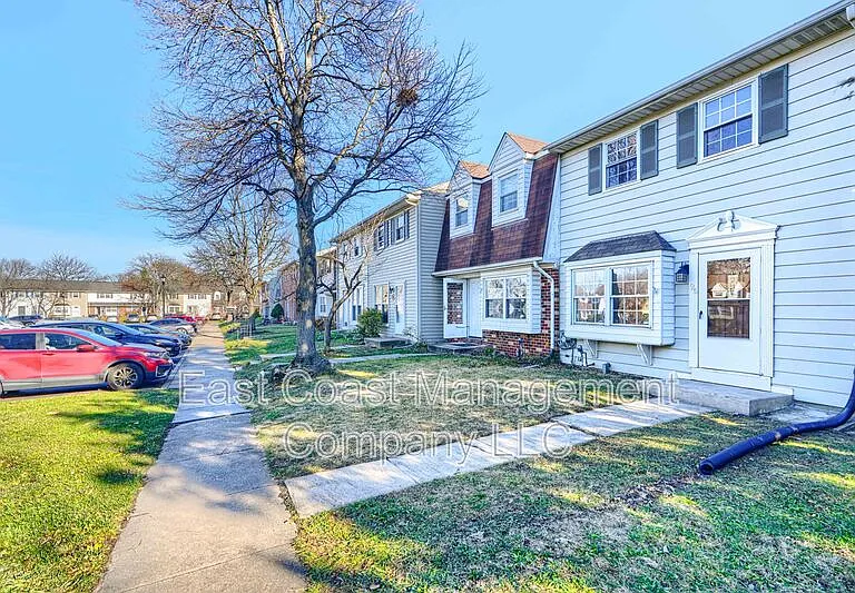 26 King Richard Ct #26 — Photo 4