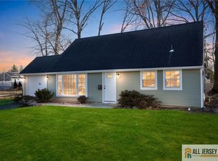 5 Frederick Ave, Colonia, NJ 07067