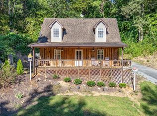 2881 Maples Branch Rd, Sevierville, TN 37876