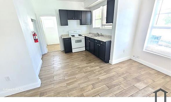 1st image of 544 W Hancock St