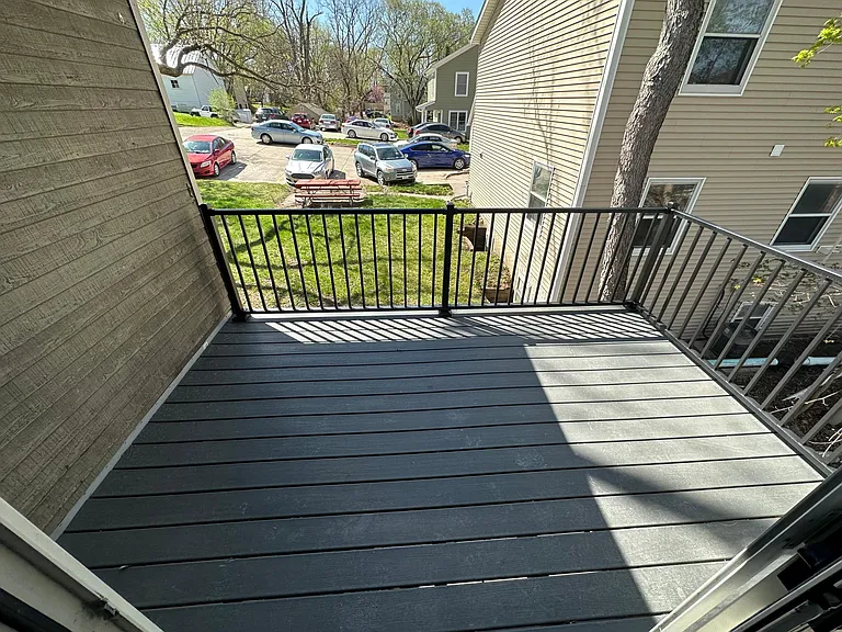 322 S Lucas St #3 — Photo 7