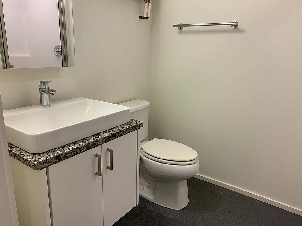 1814 E Denny Way #102