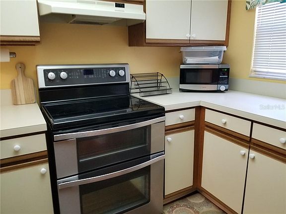 5th image of 100 E Kentucky Ave APT H1