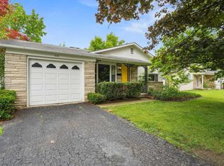 401 Smith Rd, Columbus, OH 43228