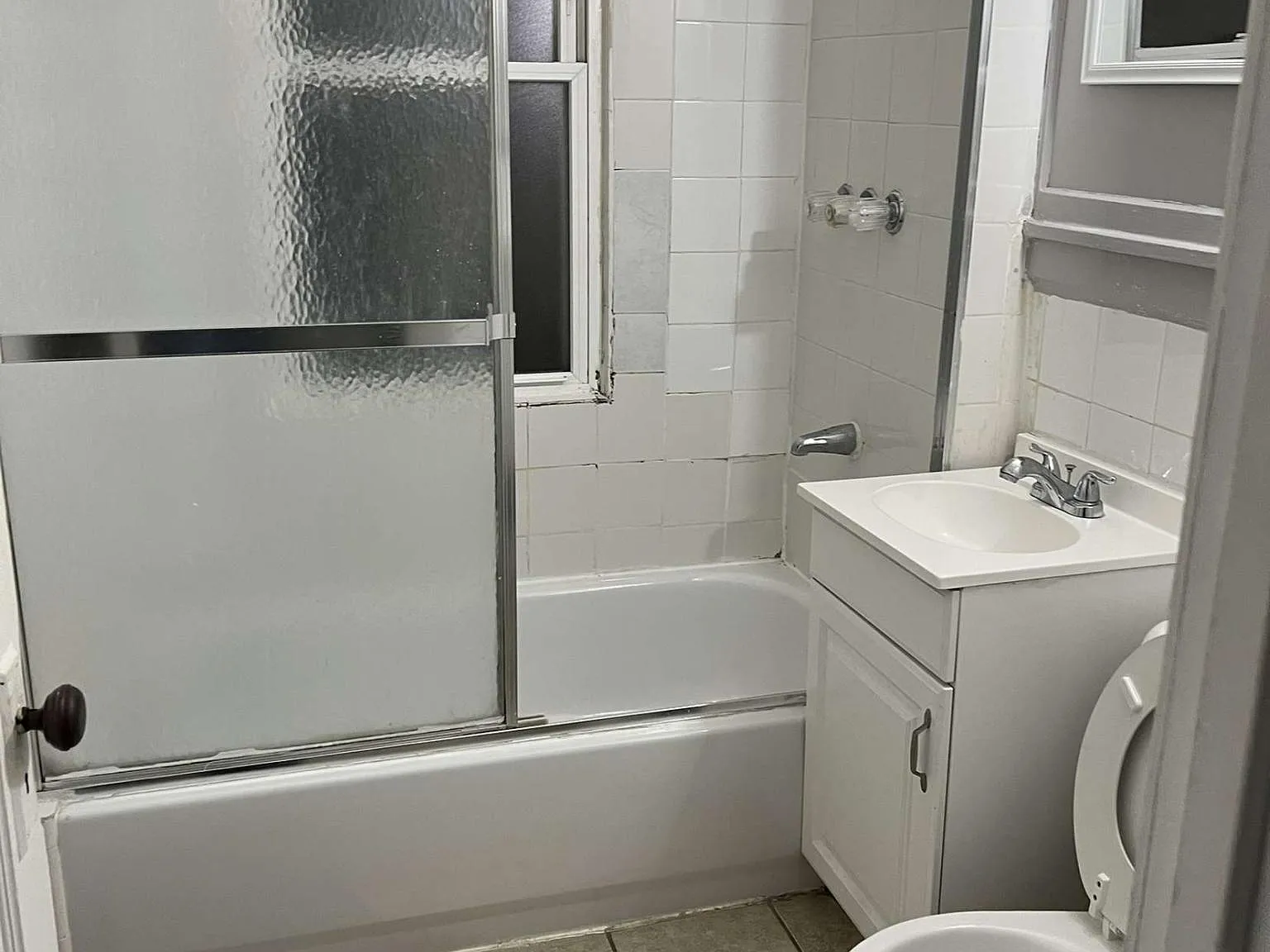 1 bed, 900 sqft, $1,250 — Photo 4