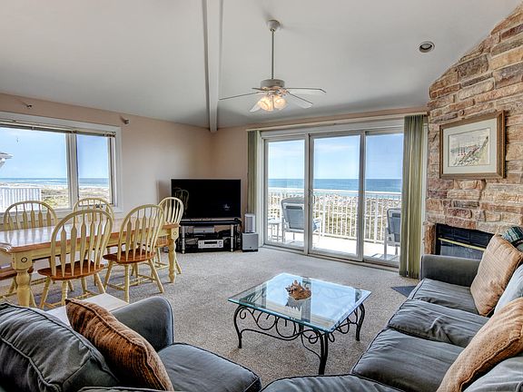 5th image of 2504 Lumina Ave N APT 3A
