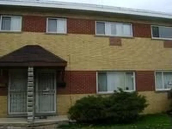 2221 W 171st St, Hazel Crest, IL 60429