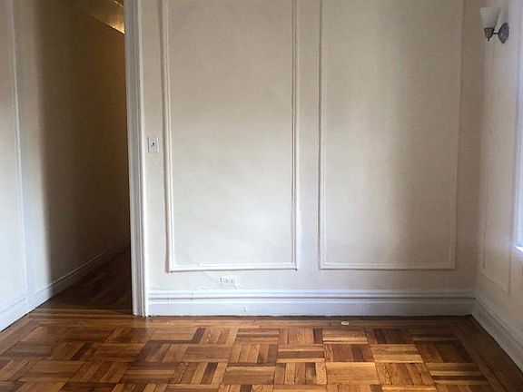 5th image of 2718 Morris Ave APT 4G