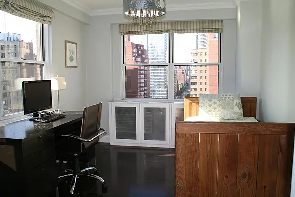 Sold by Real Direct | media 19