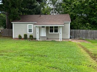 222 S Main St, Dyer, AR 72935