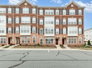 22824 Ferncrest Ter, Ashburn, VA 20148