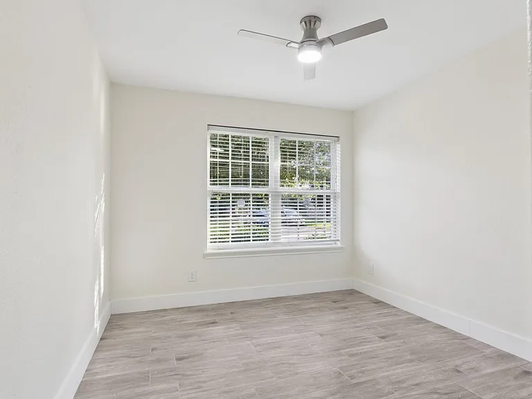 17910 Royal Gate Ln — Photo 19