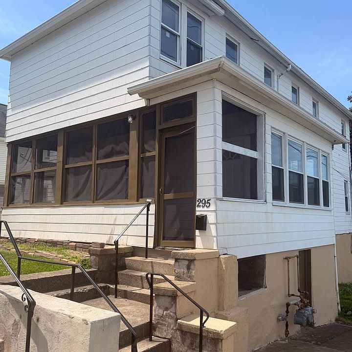 1st image of 295 State St