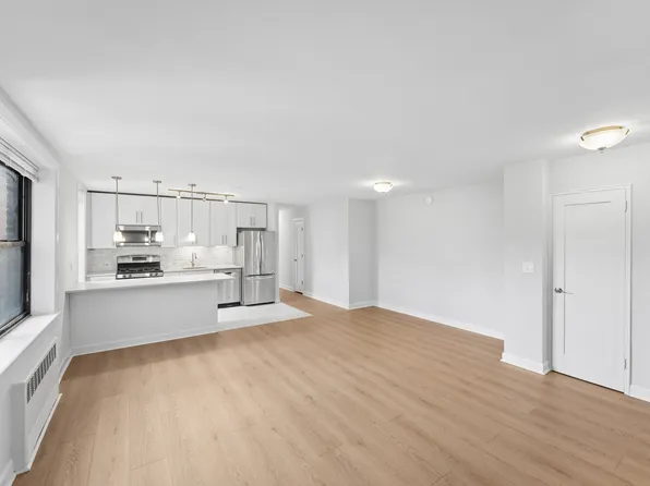 Harbor House, 3 Davenport Ave, New Rochelle, NY 10805