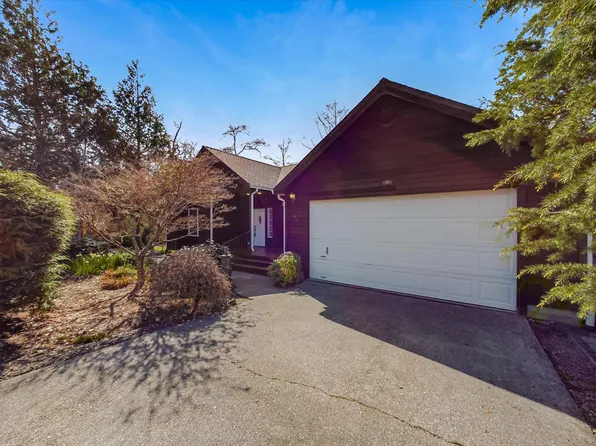 1601 Brigid Ln, Arcata, CA 95521