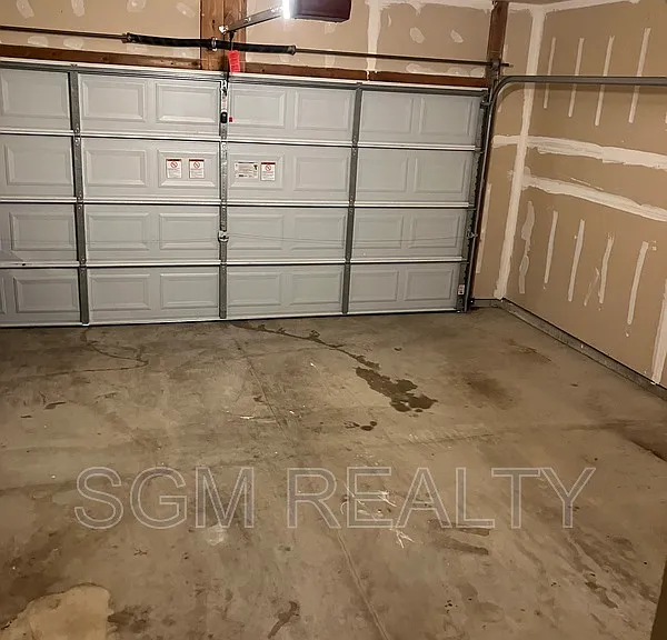 1711 Ambrose Terrace Dr — Photo 25