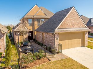11001 Shoreline Dr, Baton Rouge, LA 70809