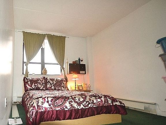 5th image of 301 Cathedral Parkway #4R