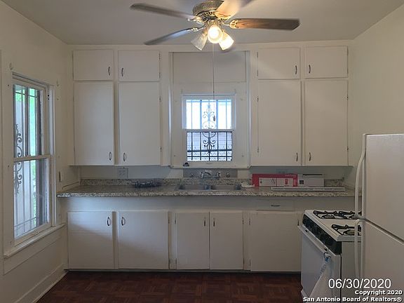 4th image of 406 Bristol Ave