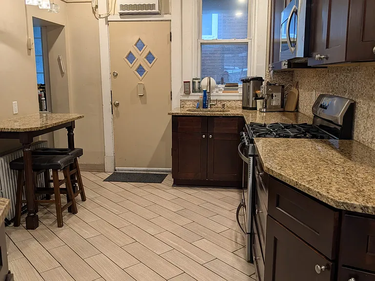 5544 Phillips Ave — Photo 6
