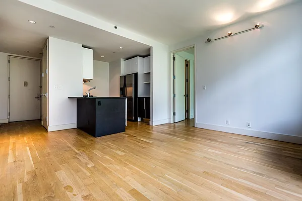 Rented by Nooklyn NYC LLC | media 152