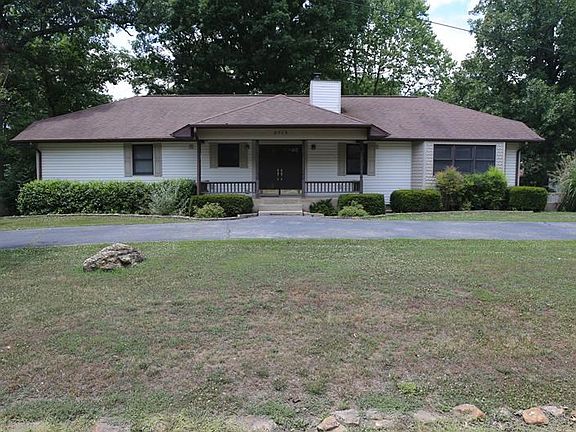 2nd image of 2713 Jennifer Dr