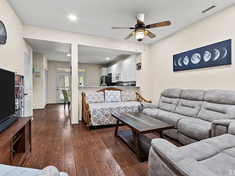 236 Duck Mill Cir — Photo 14
