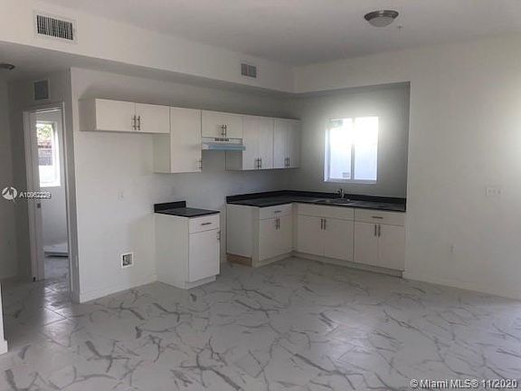 5th image of 4260 Palm Ave #103